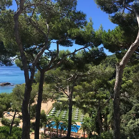 In Calella Near The * Λορέτ Ντε Μαρ