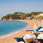 In Calella Near The Apartment Lloret de Mar